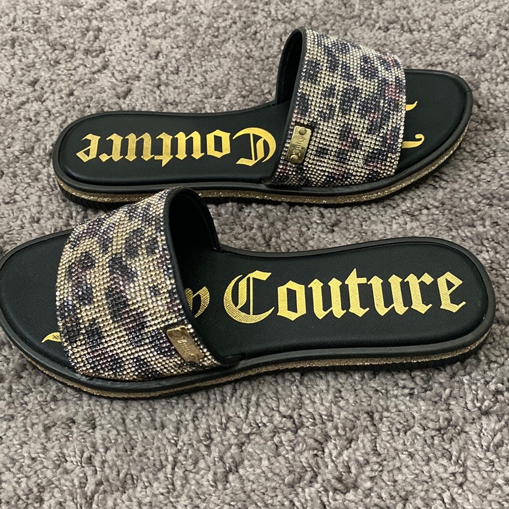 Juicy Couture Women’s slides sandals